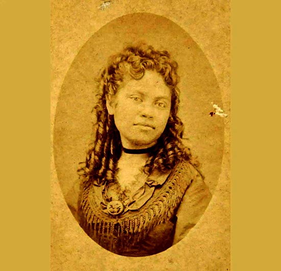 Rare photo of the young Liliʻuokalani