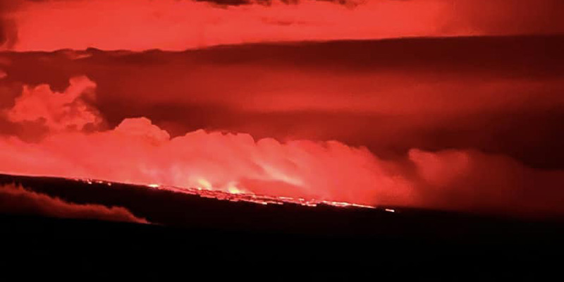 Ikaika Marzo: Lava flows advancing towards Saddle Road and towards Pohakuloa training area. Looks to be 2 lobes of lava. 1 love is headed to the north and the other headed North North east. Pretty Ironic that the military have been conducting war exercises just miles away.