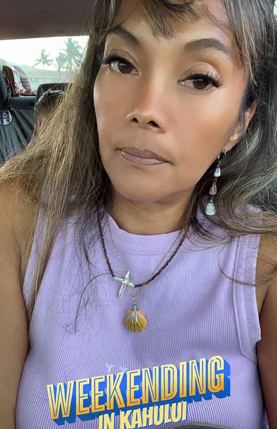 Leinani Lopes believes she has the RIGHT to THREATEN other people, because she's Kanaka. She wears a "christian" cross. What would Jesus do?